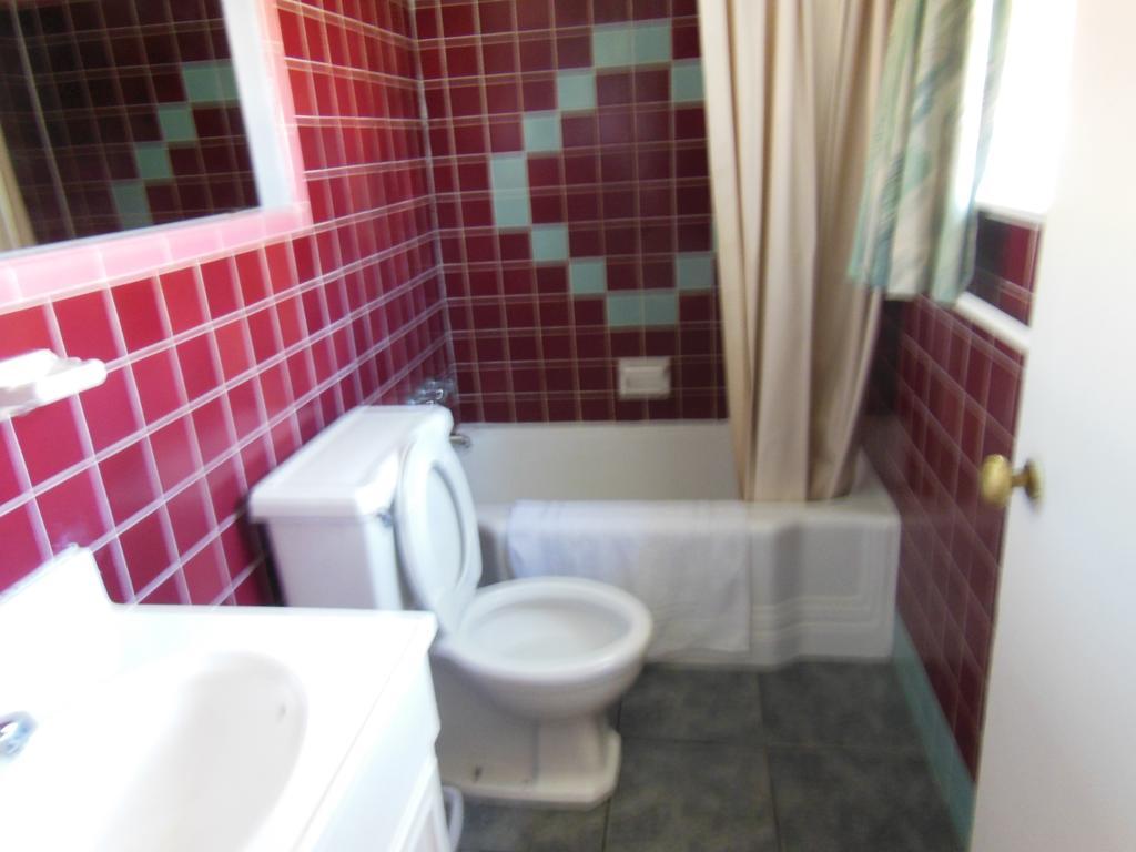 Kent Motel Chatham-Kent Room photo